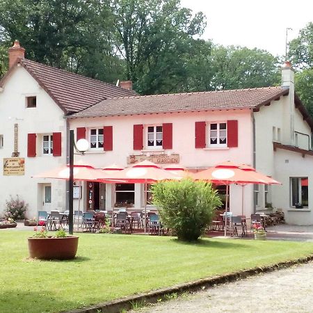 Le Rond Gardien Isle-et-Bardais Exterior foto